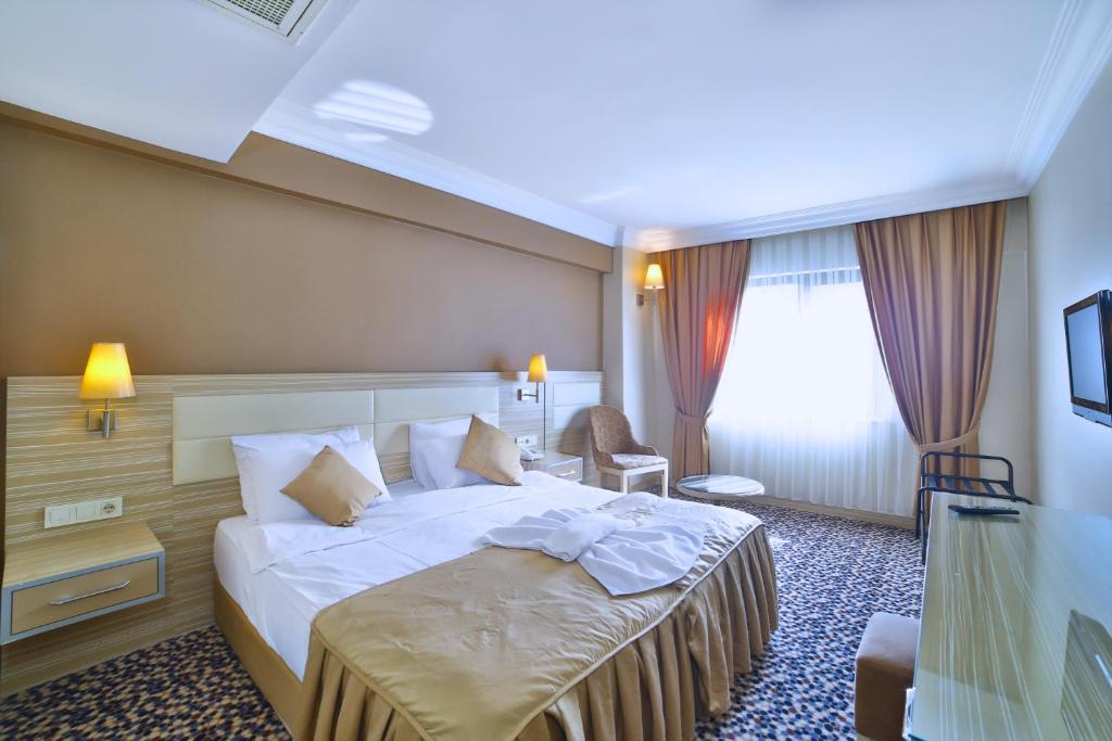 هتل گرند امین | Hotel Grand Emin