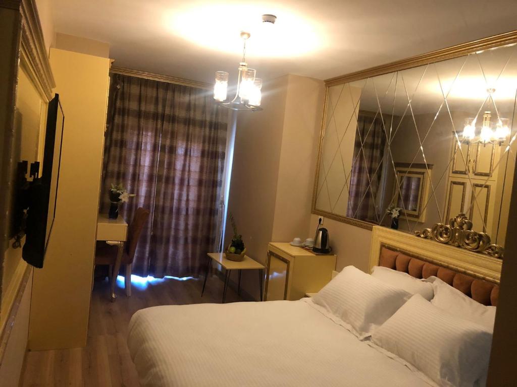 هیل | Golden Hill Hotel 