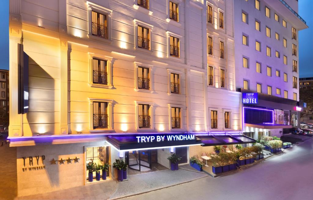 هتل تری بای ویندهام | TRYP By Wyndham Istanbul Sisli Hotel